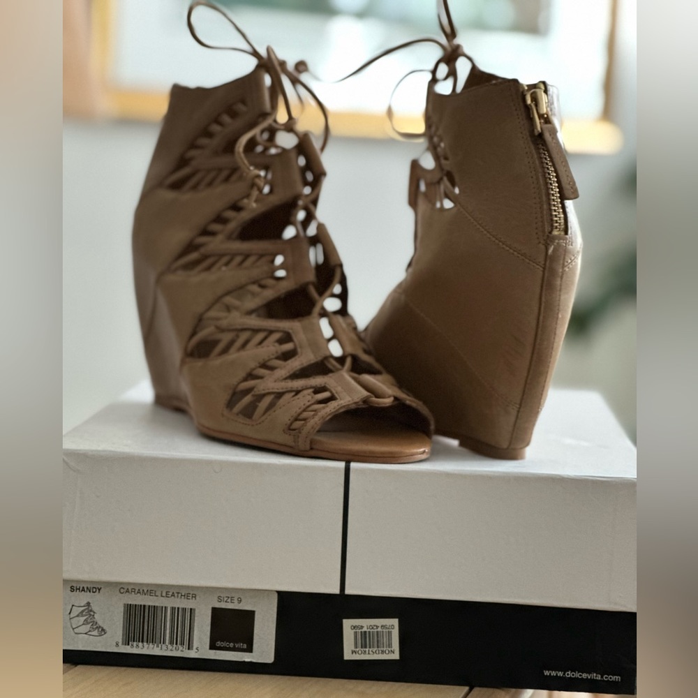 Dolce Vita lace up wedge heels, size 9